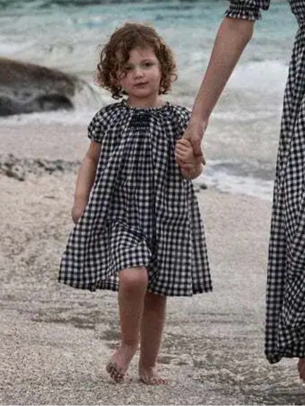 NWOT Doen Organic Noir Greta
Gingham Esa Dress Size 4